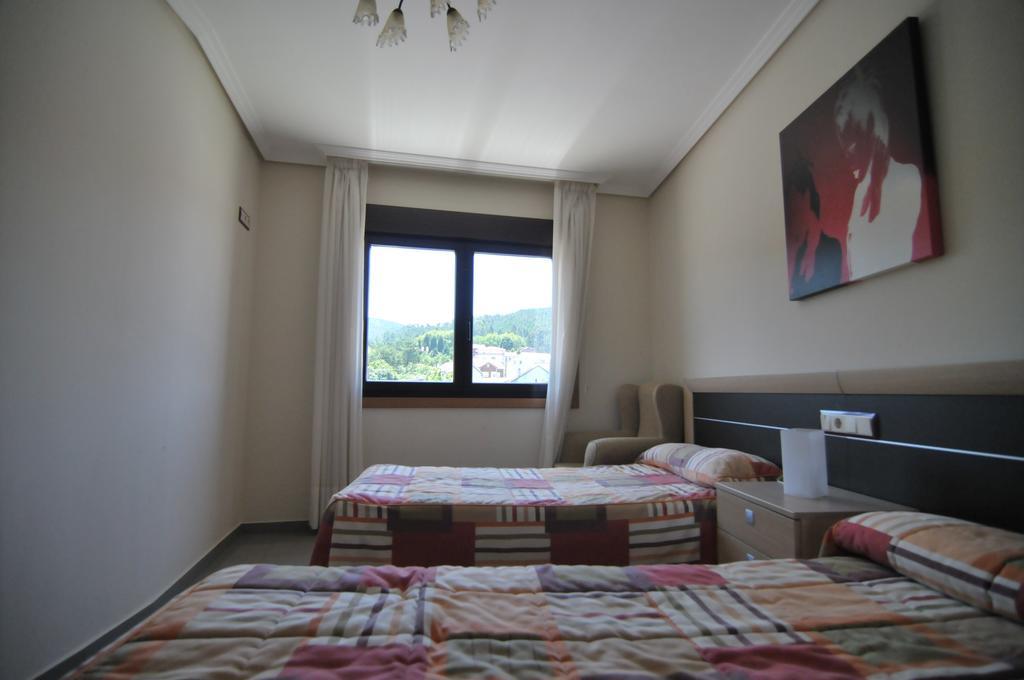 Apartamentos Turisticos Vilagarcia- Rio Ulla Вілагарсія-де-Ароуса Номер фото