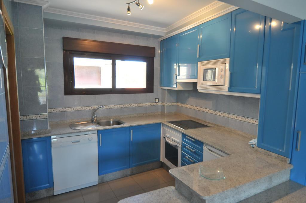 Apartamentos Turisticos Vilagarcia- Rio Ulla Вілагарсія-де-Ароуса Номер фото