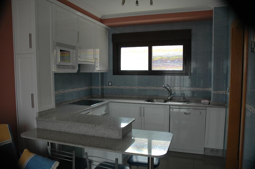 Apartamentos Turisticos Vilagarcia- Rio Ulla Вілагарсія-де-Ароуса Номер фото